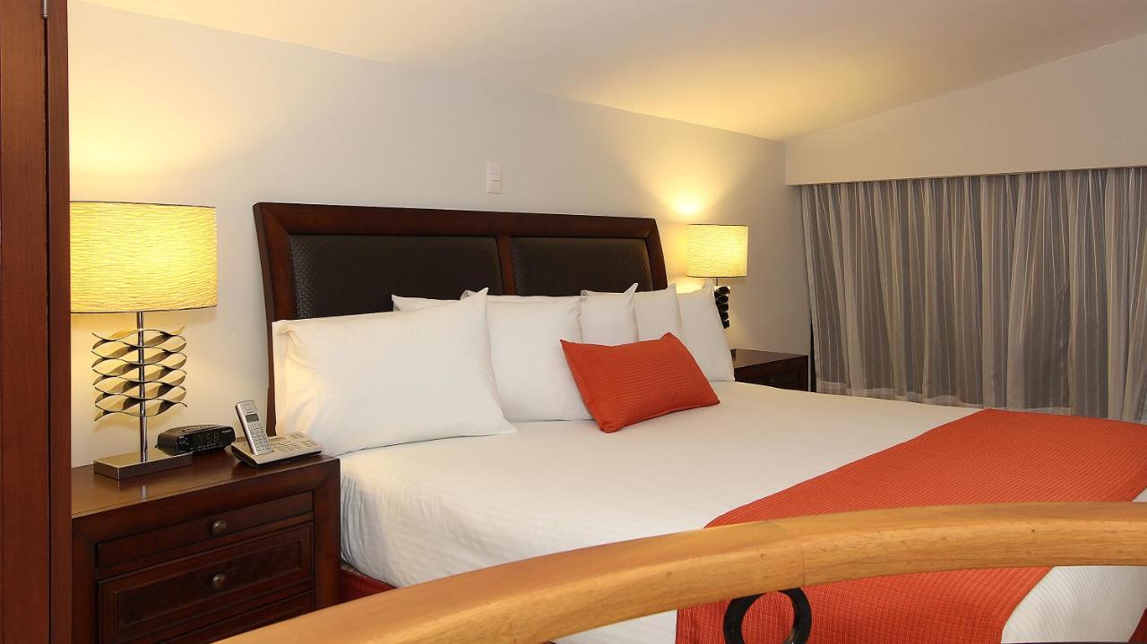 Fiesta Inn Villahermosa Cencali Exterior photo